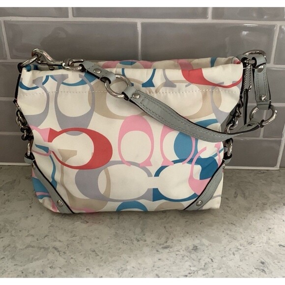 Coach Carly Signature Optic Shoulder Bag - Picture 2 of 16